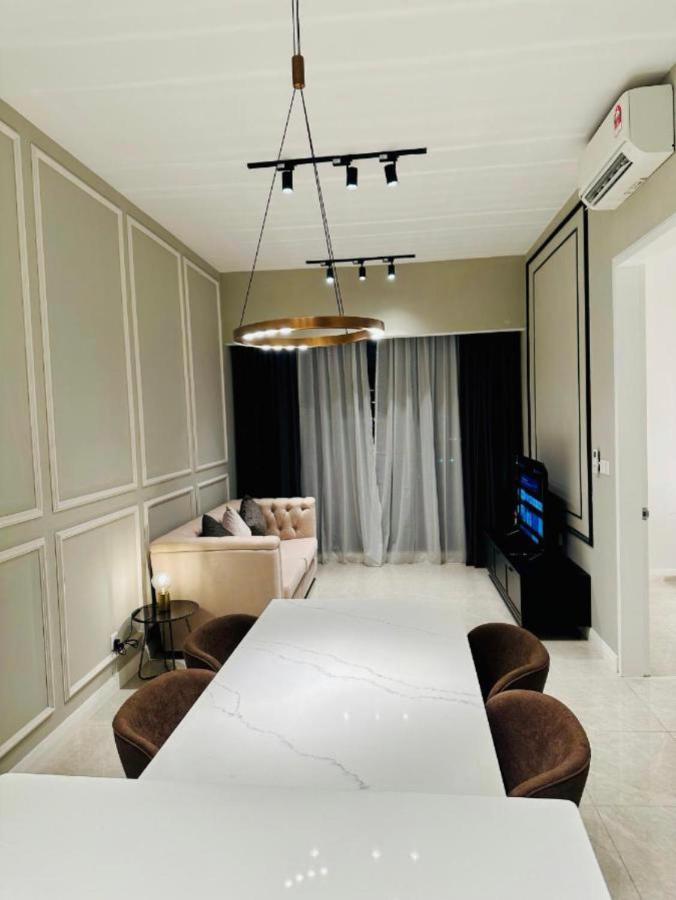 Axon Suites Bukit Bintang By Sky Pool Kuala Lumpur Exterior photo