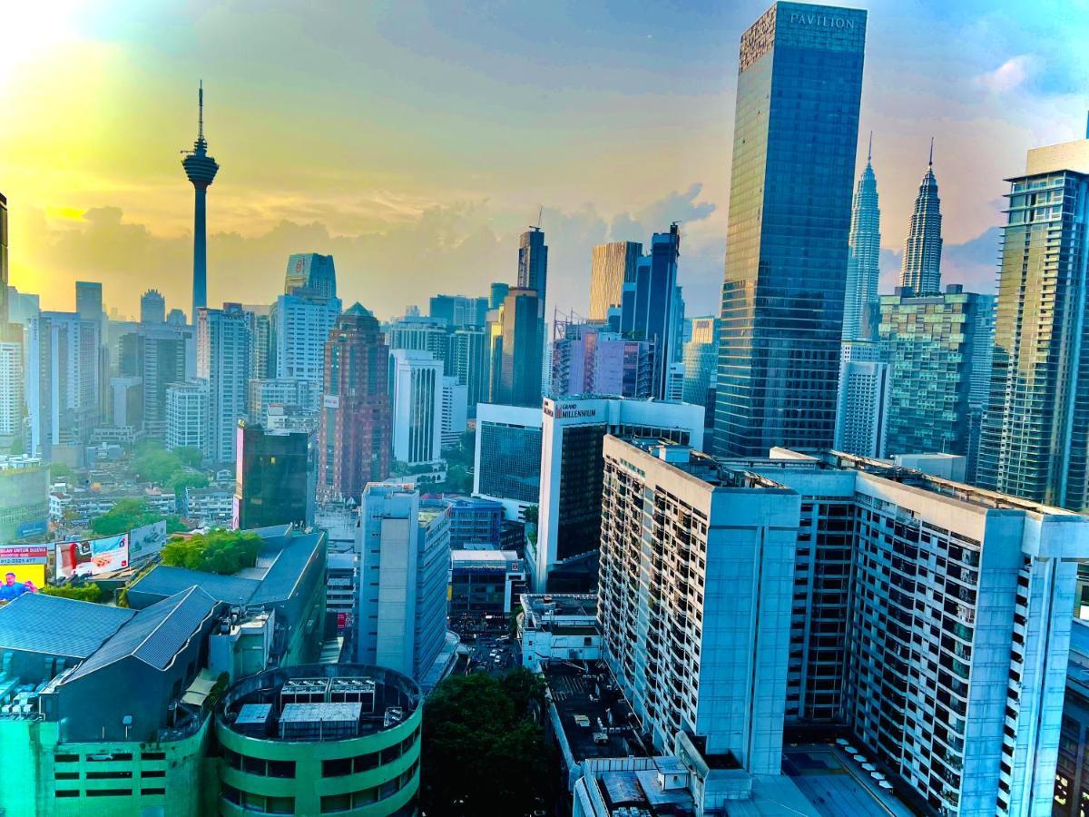Axon Suites Bukit Bintang By Sky Pool Kuala Lumpur Exterior photo