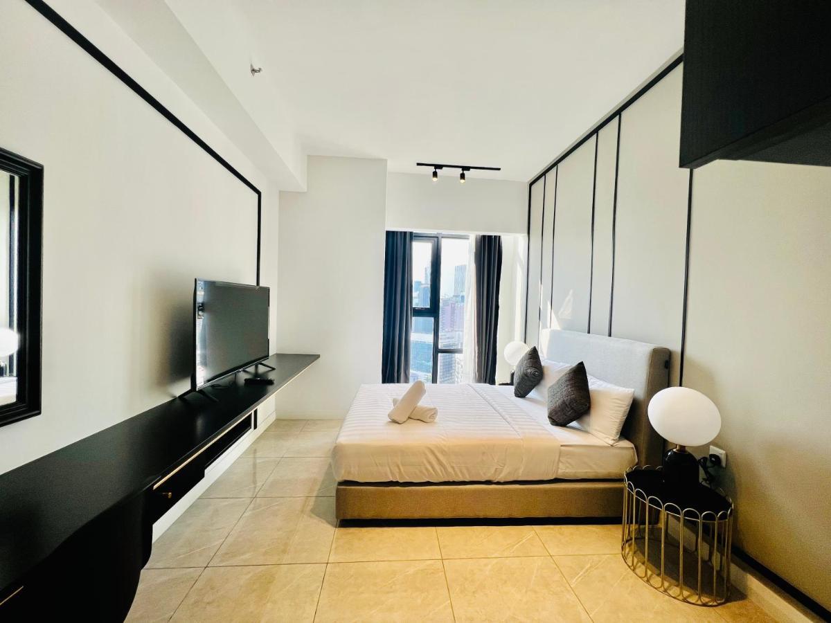 Axon Suites Bukit Bintang By Sky Pool Kuala Lumpur Exterior photo