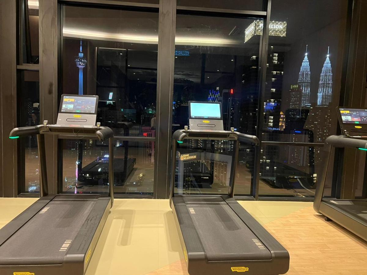 Axon Suites Bukit Bintang By Sky Pool Kuala Lumpur Exterior photo